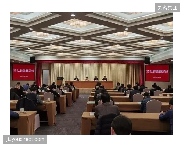 城市应急、卫健和体育部门之间看似紧密的协作机制，在缺少统一数据标准和清晰指挥链条的情况下，往往流于形式